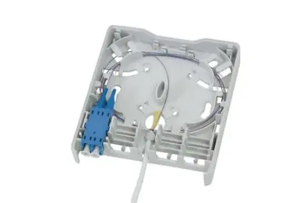 Produktfoto 1 von HellermannTyton Connectivity FWOA Wand Abgeschirmt Wandsteckdose, 2 x 4-fach Auslass Gerade