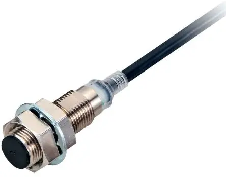 Produktfoto 1 von Omron M12 Induktiver Näherungssensor, Gewinderohr 2-adrig / 100mA, 3 mA 7 mm, IP67, IP67G, IP69K 30 V dc