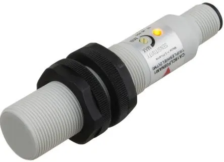 Produktfoto 1 von Carlo Gavazzi CA18CLF M18 Kapazitiver Näherungssensor 8 mm, Gewinderohr / 500mA 2-adrig, IP67 250 V ac 250 V dc