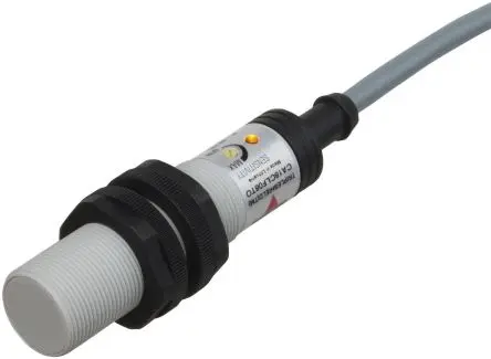 Produktfoto 1 von Carlo Gavazzi CA18CLF M18 Kapazitiver Näherungssensor 8 mm, Gewinderohr / 500mA 2-adrig, IP67 250 V ac 250 V dc