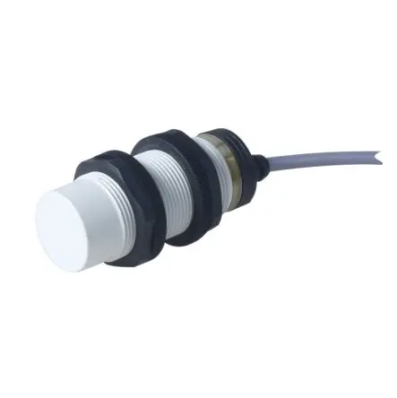 Produktfoto 1 von Carlo Gavazzi EI30 M30 Näherungssensor Induktiv, Gewinderohr 15 mm PNP 10 → 40 V dc / 200 mA NO, IP67