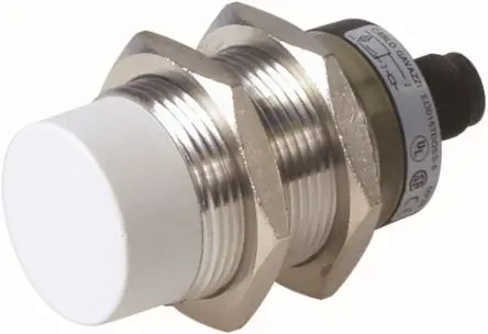 Produktfoto 1 von Carlo Gavazzi EI30 M30 Induktiver Näherungssensor, Gewinderohr 2-adrig 15 mm, IP67 250 V dc
