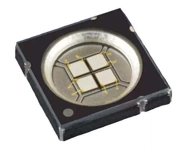 Produktfoto 1 von ams OSRAM SMD LZ4-04UVH0 1-fach Keramik UV-LED UV A 370 nm / 4250 mW, Gehäuse Keramikgehäuse 110 ° 9 Pin