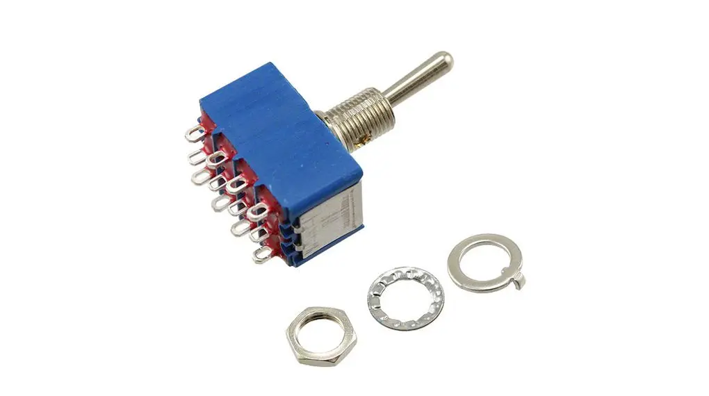 Produktfoto 1 von APEM Panel Kippschalter, Ein-Ein, 28 V dc, 250 V ac, 6A, Lötöse