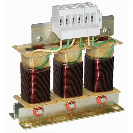 Produktfoto 1 von Schneider Electric Altivar Frequenzumrichter 2.2 kW 240V 12 A 100Hz
