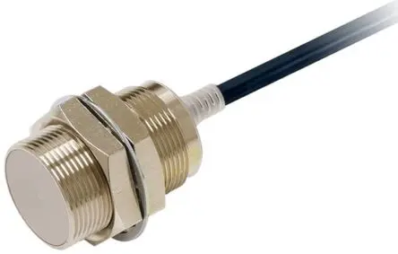 Omron E2E-NEXT M30 Induktiver Näherungssensor, Gewinderohr PnP / 20mA 15 mm, IP69K, IP67, IP67G 30 V dc