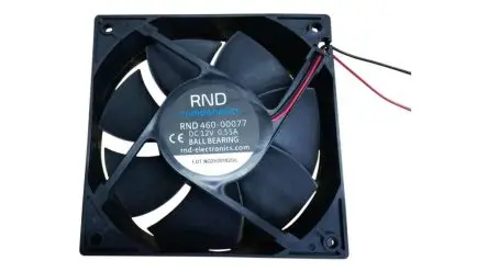 Produktfoto 1 von RND Axiallüfter, 12V dc / 6.6 W 550 mA, 114.8 cfm 120 mm 120mm 25 mm