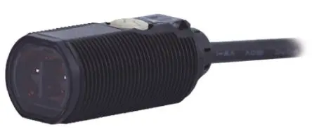 Omron E3F Zylindrisch Optischer Sensor, Hintergrundunterdrückung, NPN Ausgang, Vorverdrahtet
