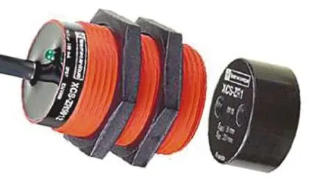 Produktfoto 1 von Telemecanique Sensors XCS-DMR Sicherheitsschalter 100V dc aus Kunststoff, 1 Schließer/1 Öffner