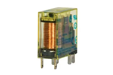 Produktfoto 1 von Idec RF2 Leistungsrelais 24V dc Spule 1-poliger Umschalter Leiterplattenmontage 33A 820 Ω 0.7 W