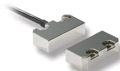 Produktfoto 1 von Omron F3S-TGR-N_R Magnetisch 2-m-Kabel Berührungsloser Sicherheitsschalter 10V dc aus Edelstahl, 2 Öffner, Schließer