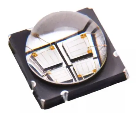 Produktfoto 1 von ams OSRAM Oberfläche LZ4-00UBH0 1-fach UV-LED UV A 390 nm / 5.9 W, Gehäuse Keramikgehäuse 110 ° 9 Pin