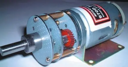 RS PRO 970D Bürsten-Getriebemotor DC-Getriebemotor bis 20 Ncm 16:1, 15V dc, 4.5 V dc / 19.8 W, 906U/min, Wellen-Ø 6 mm,