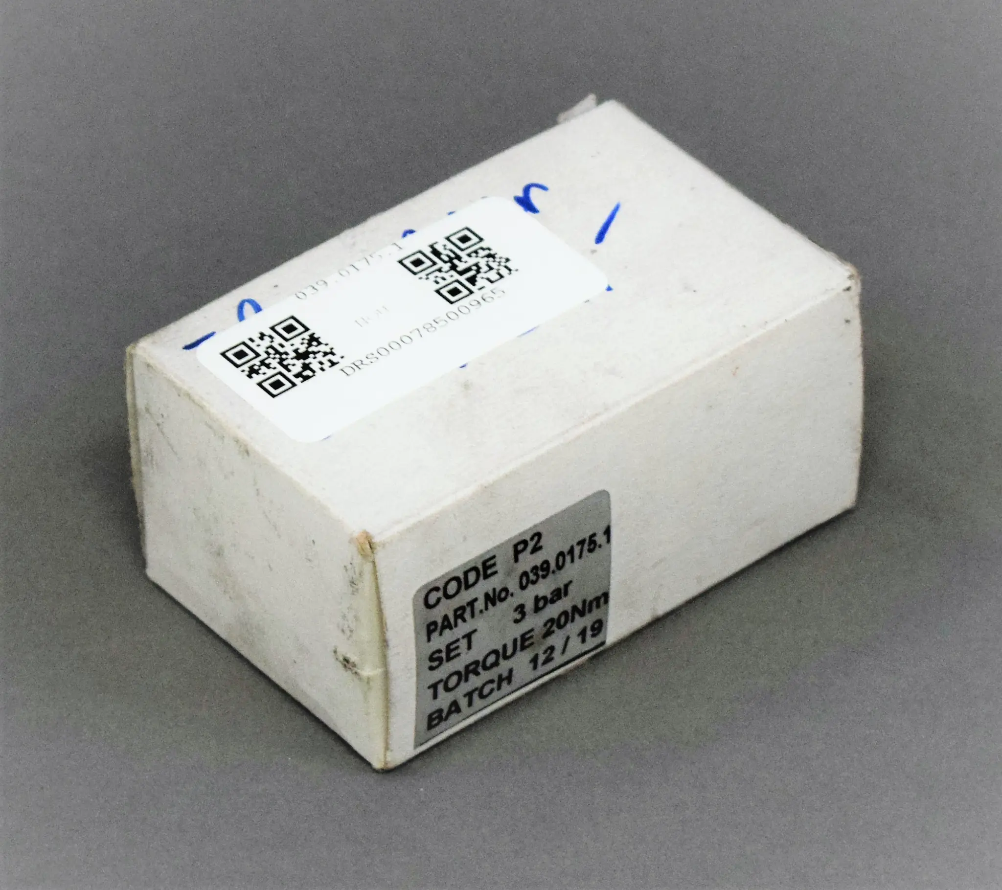 03901751