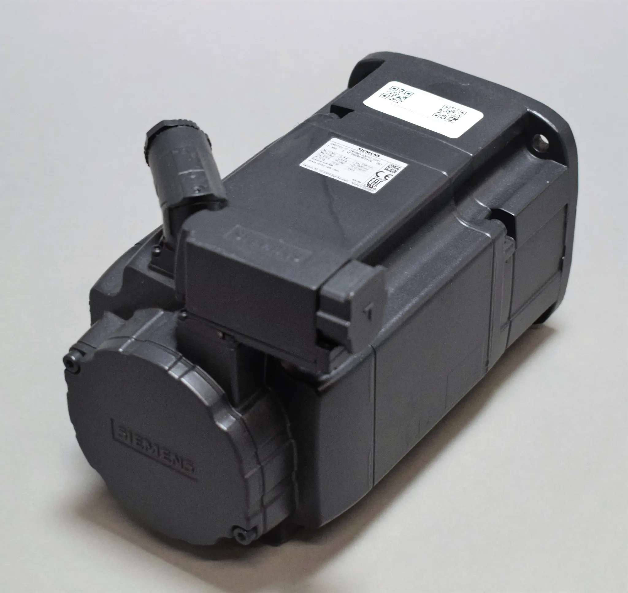 Produktfoto 1 von 1FK7063-2AF71-1UH1
