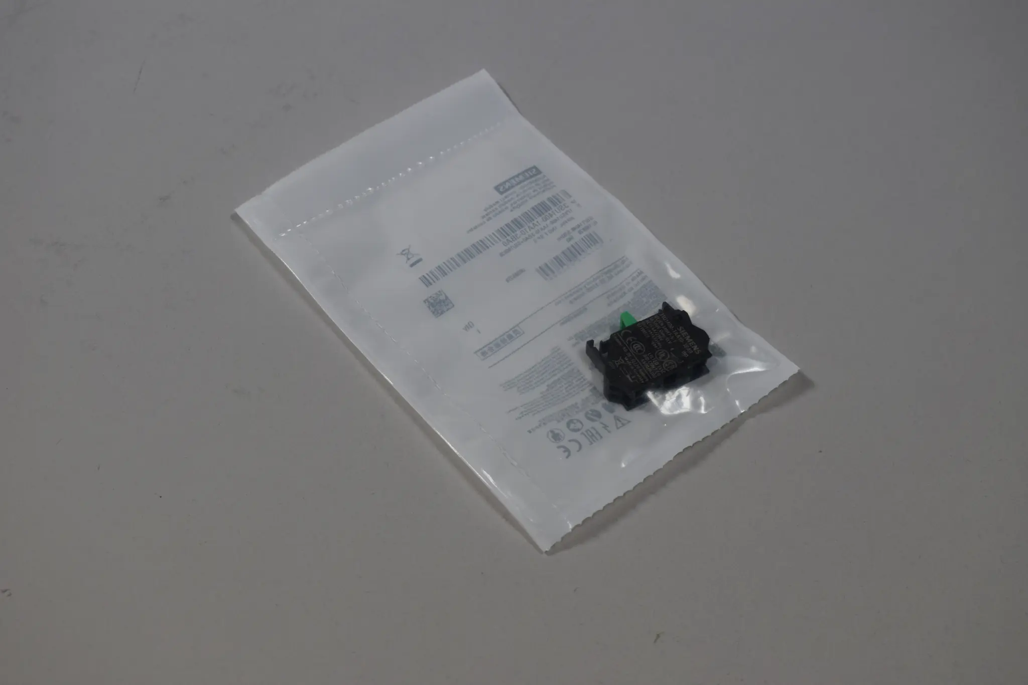 Produktfoto 1 von 3SU1400-1AA10-3BA0