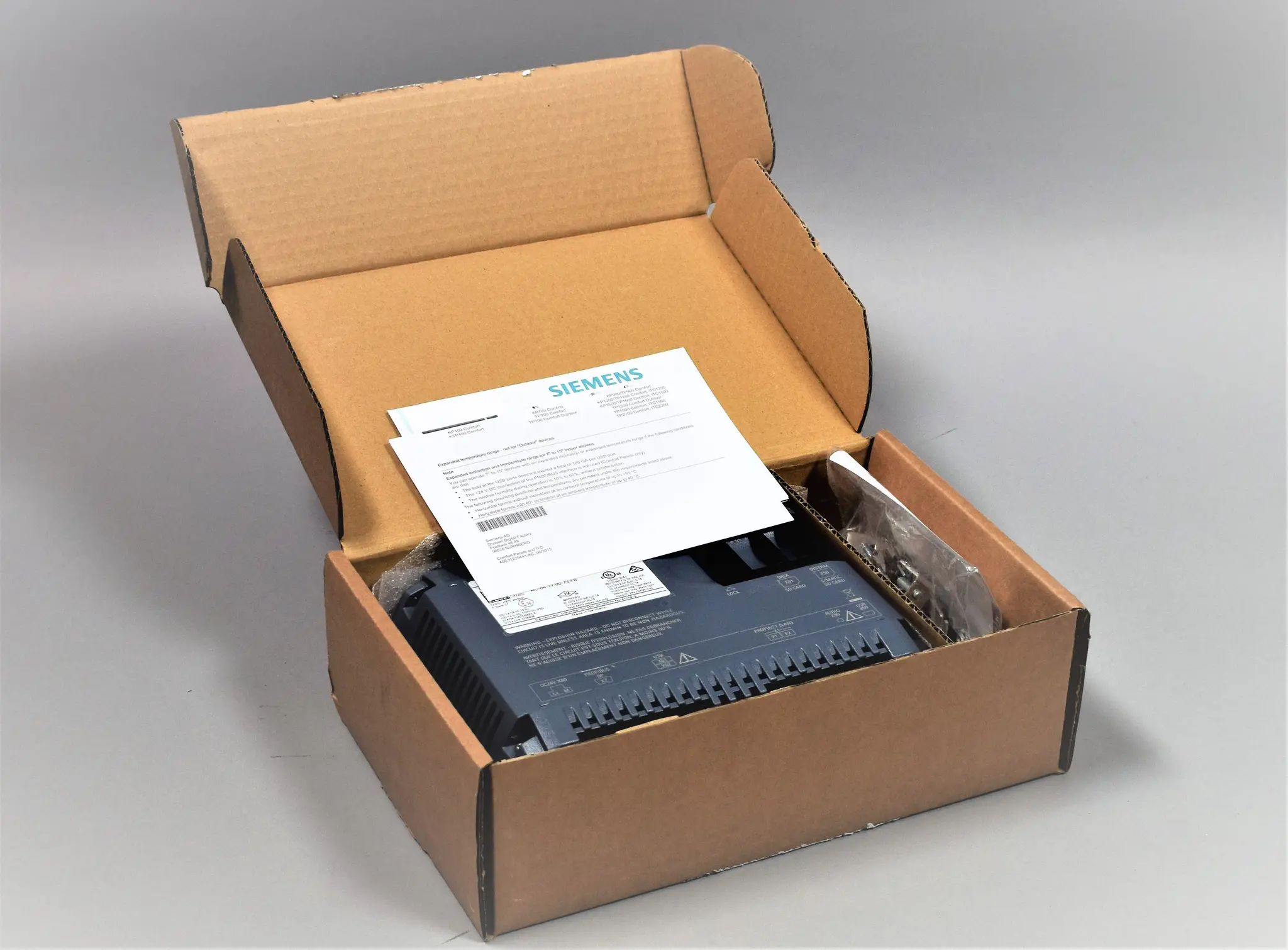 Produktfoto 1 von 6AV2124-0GC01-0AX0