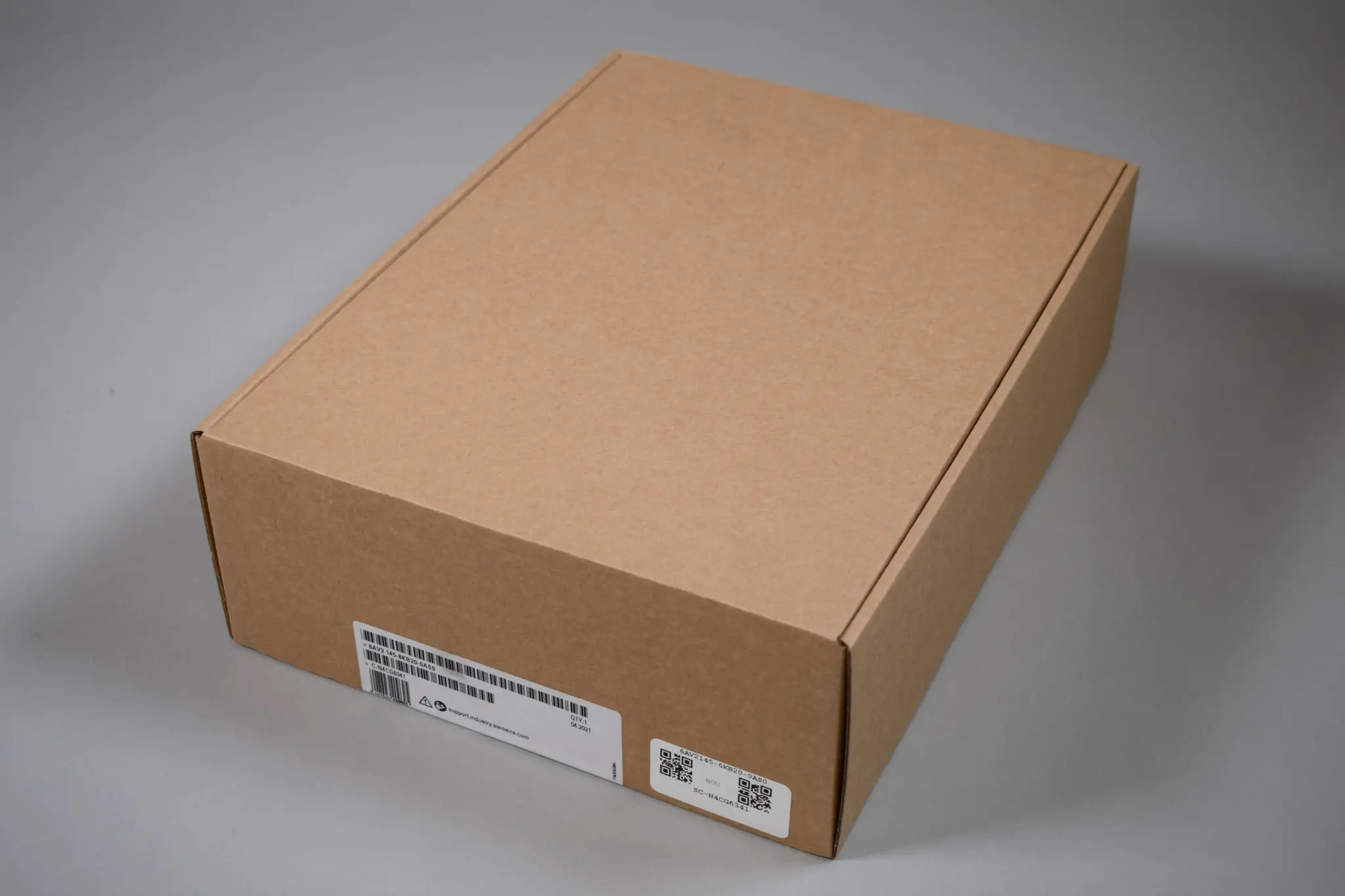 Produktfoto 1 von 6AV2145-6KB20-0AS0