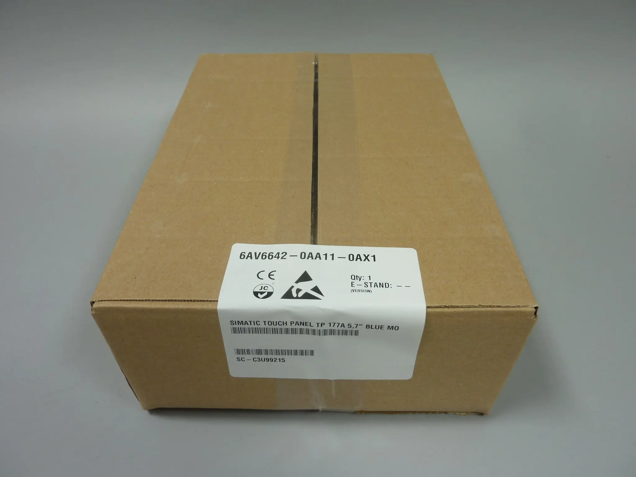 Produktfoto 1 von 6AV6642-0AA11-0AX1