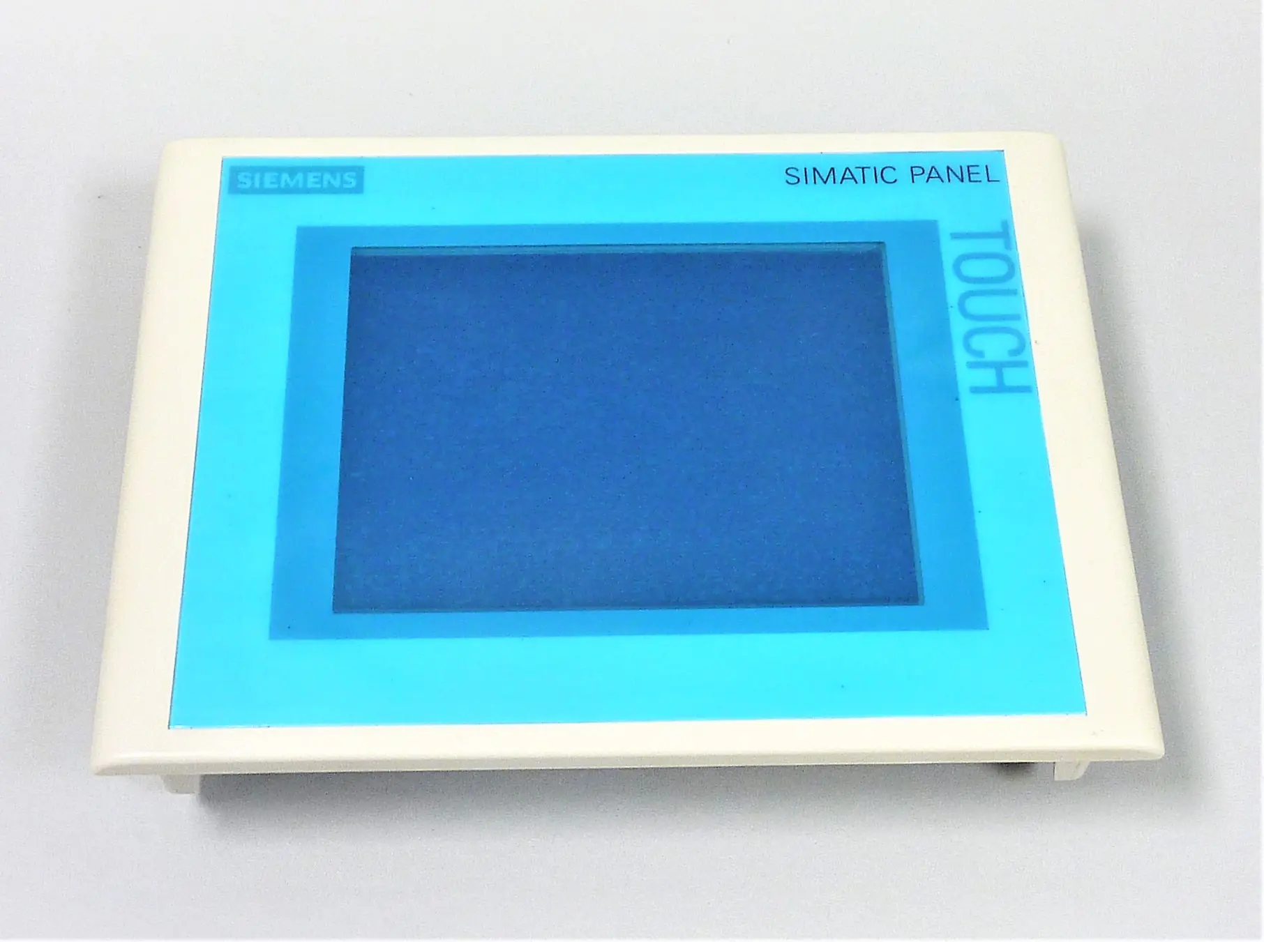 Produktfoto 1 von 6AV6642-0BA01-1AX0