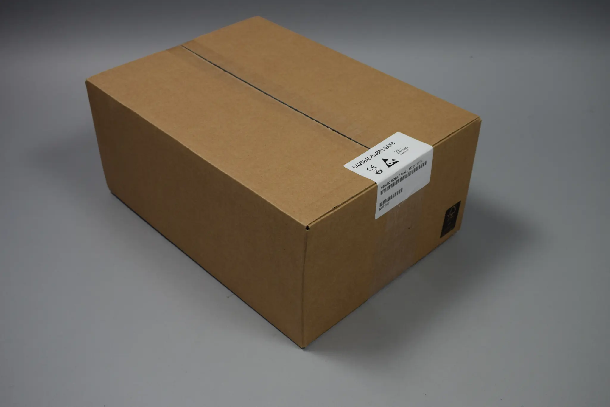 Produktfoto 1 von 6AV6645-0AB01-0AX0