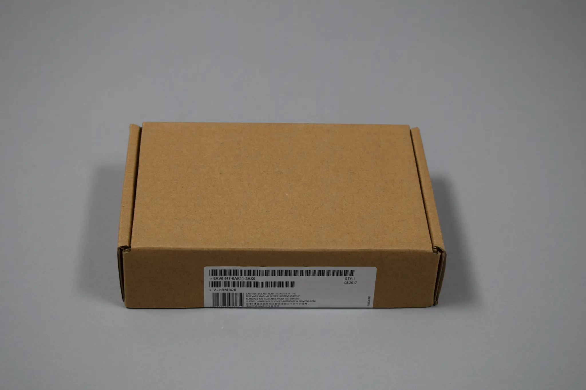 Produktfoto 1 von 6AV6647-0AK11-3AX0
