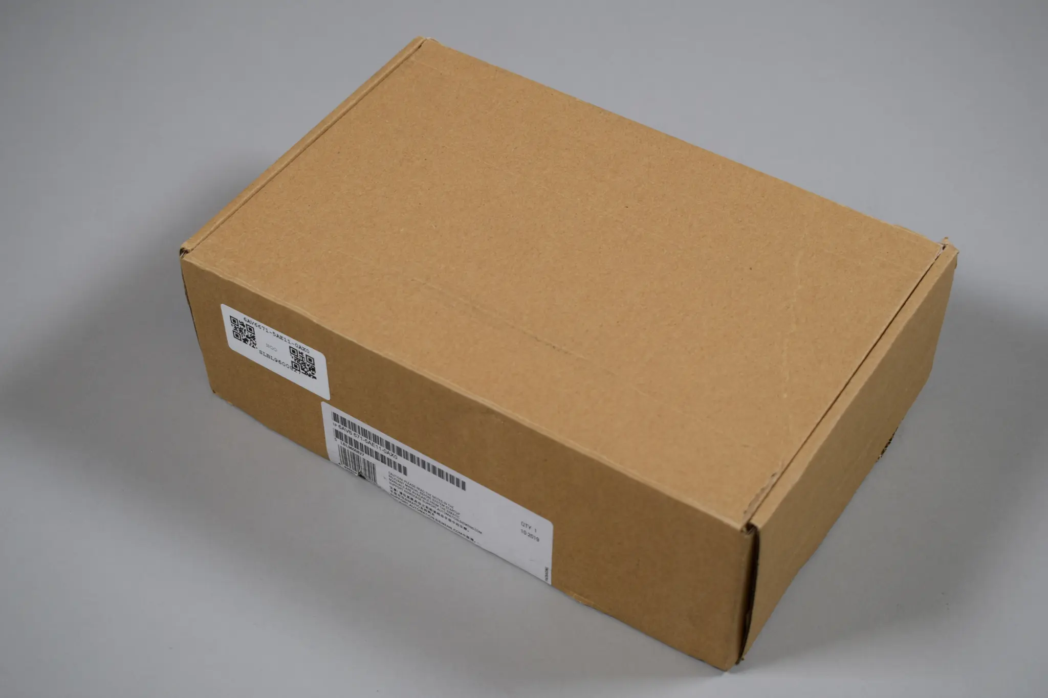 Produktfoto 1 von 6AV6671-5AE11-0AX0