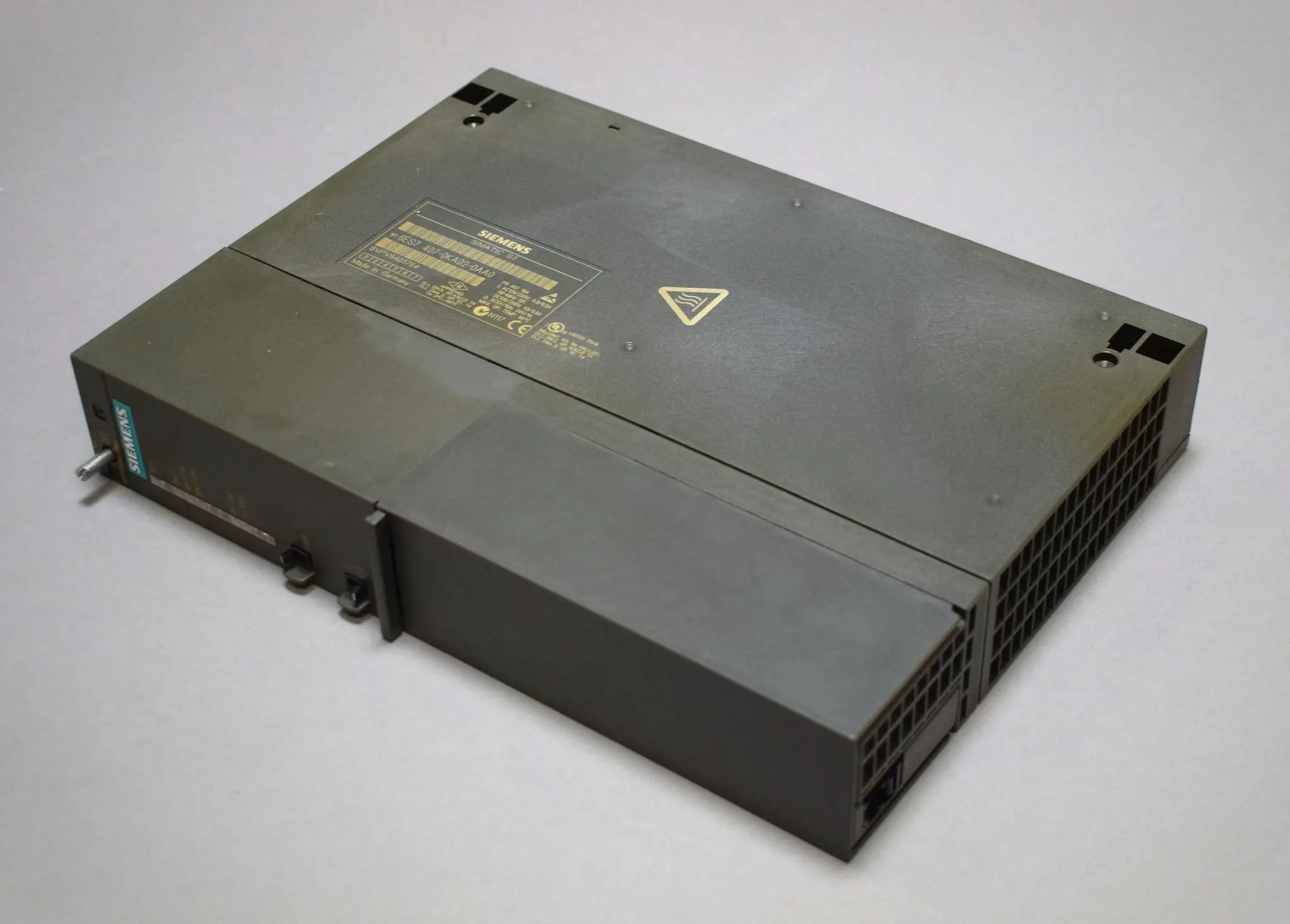 Produktfoto 1 von 6ES7407-0KA02-0AA0