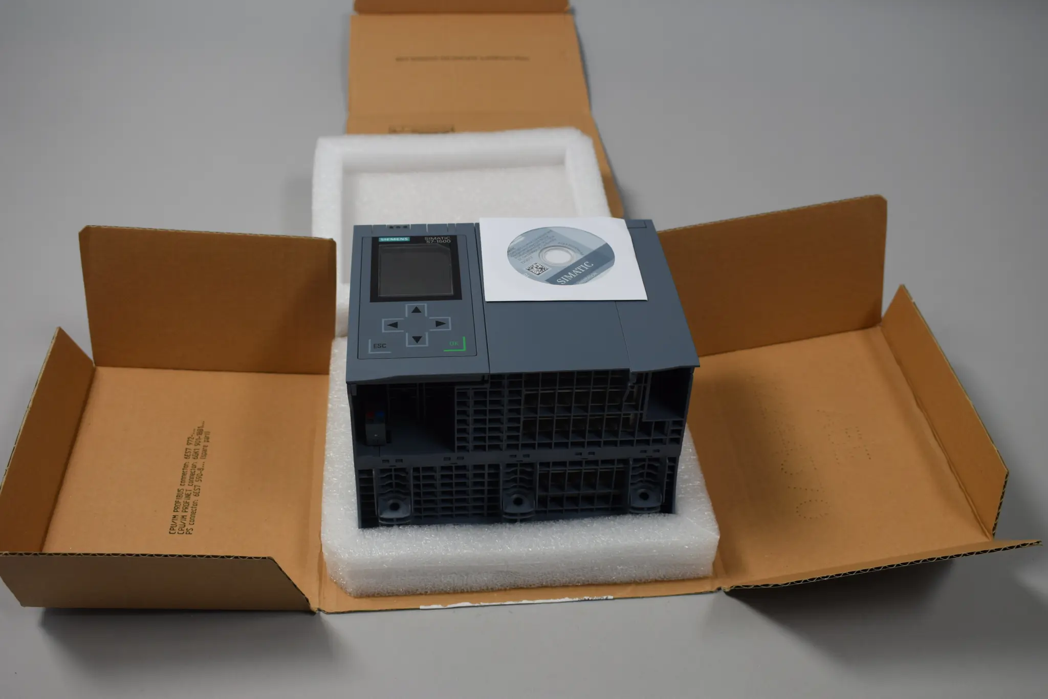 Produktfoto 1 von 6ES7518-4FP00-0AB0