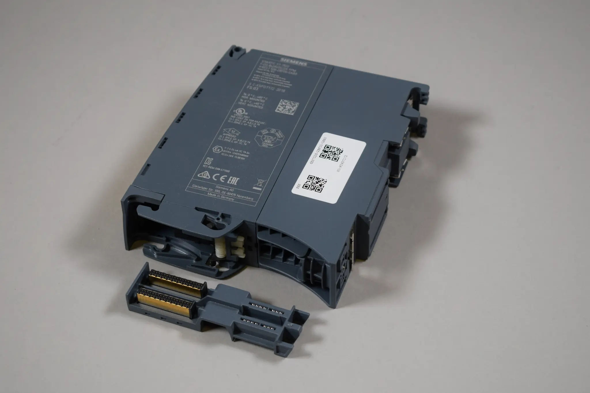 Produktfoto 1 von 6ES7526-2BF00-0AB0