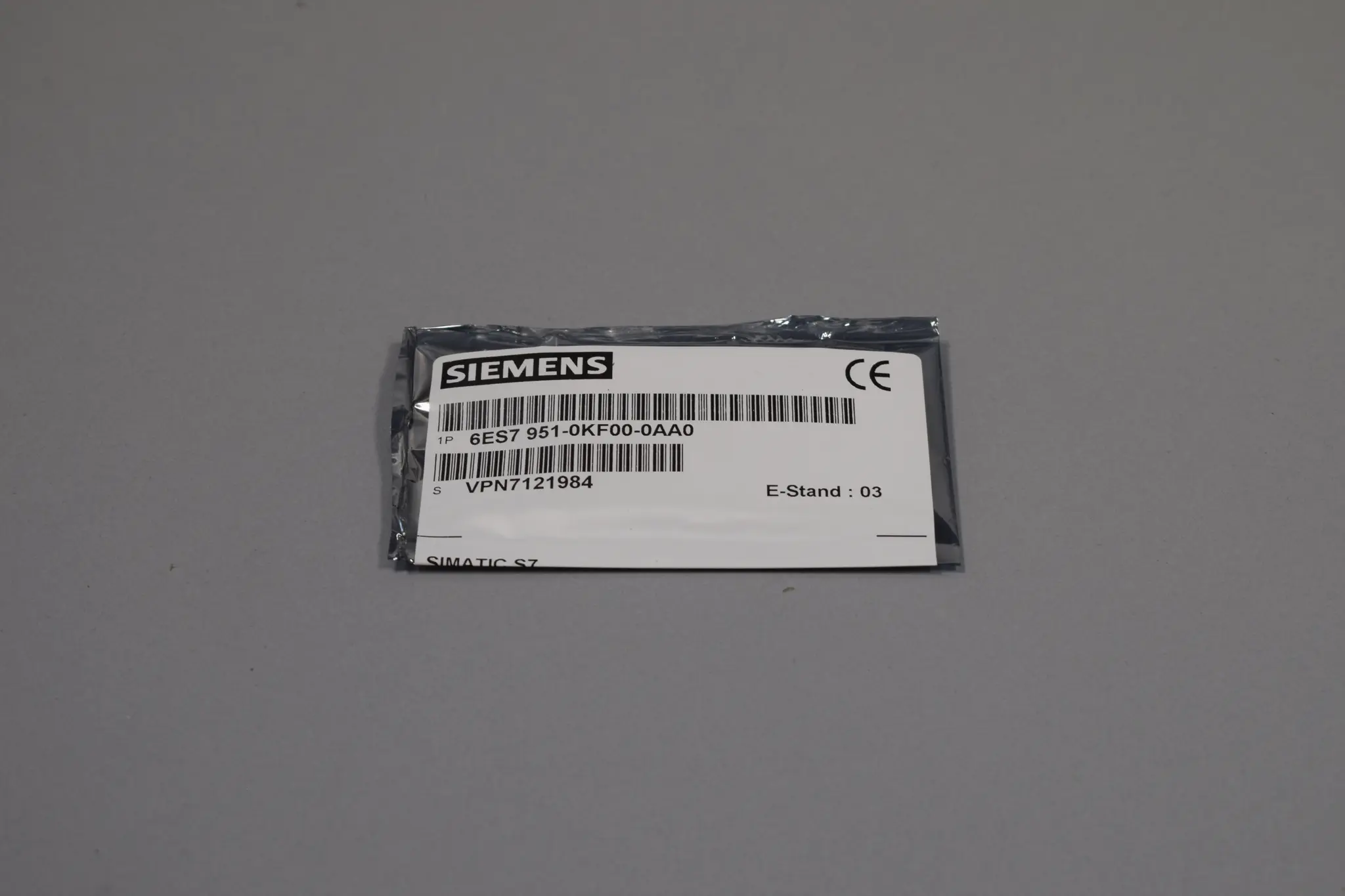 Produktfoto 1 von 6ES7951-0KF00-0AA0