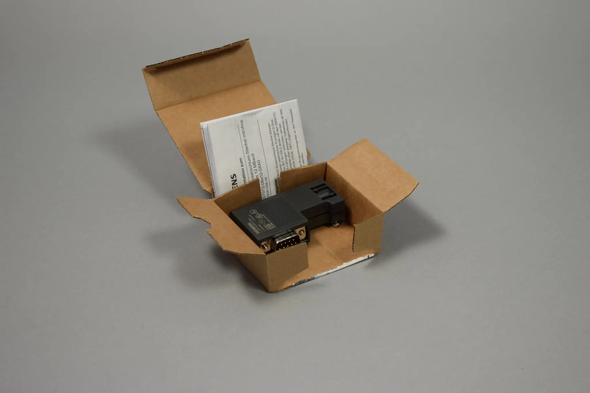 Produktfoto 1 von 6ES7972-0BA12-0XA0