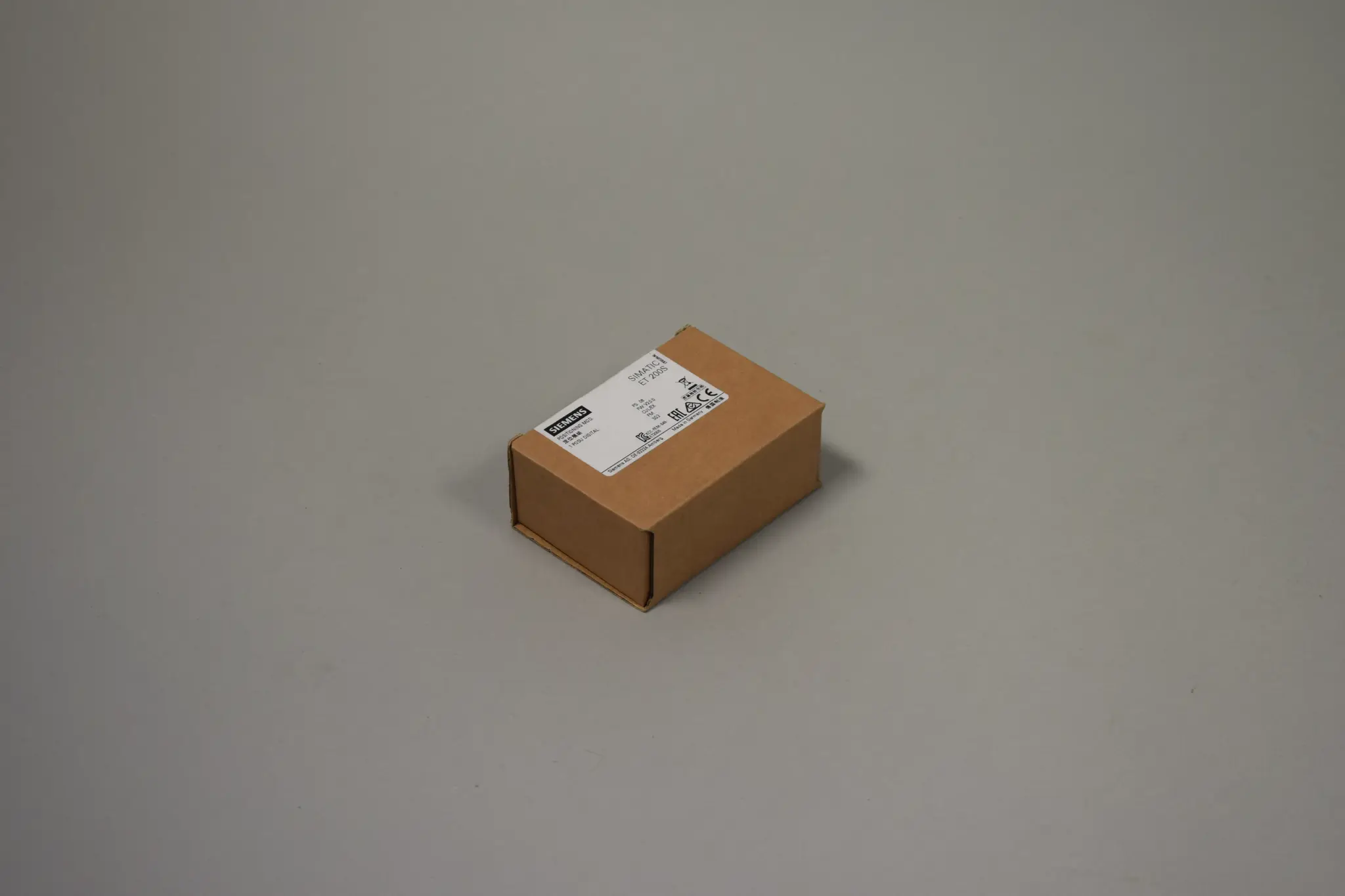 Produktfoto 1 von 6ES7138-4DL00-0AB0