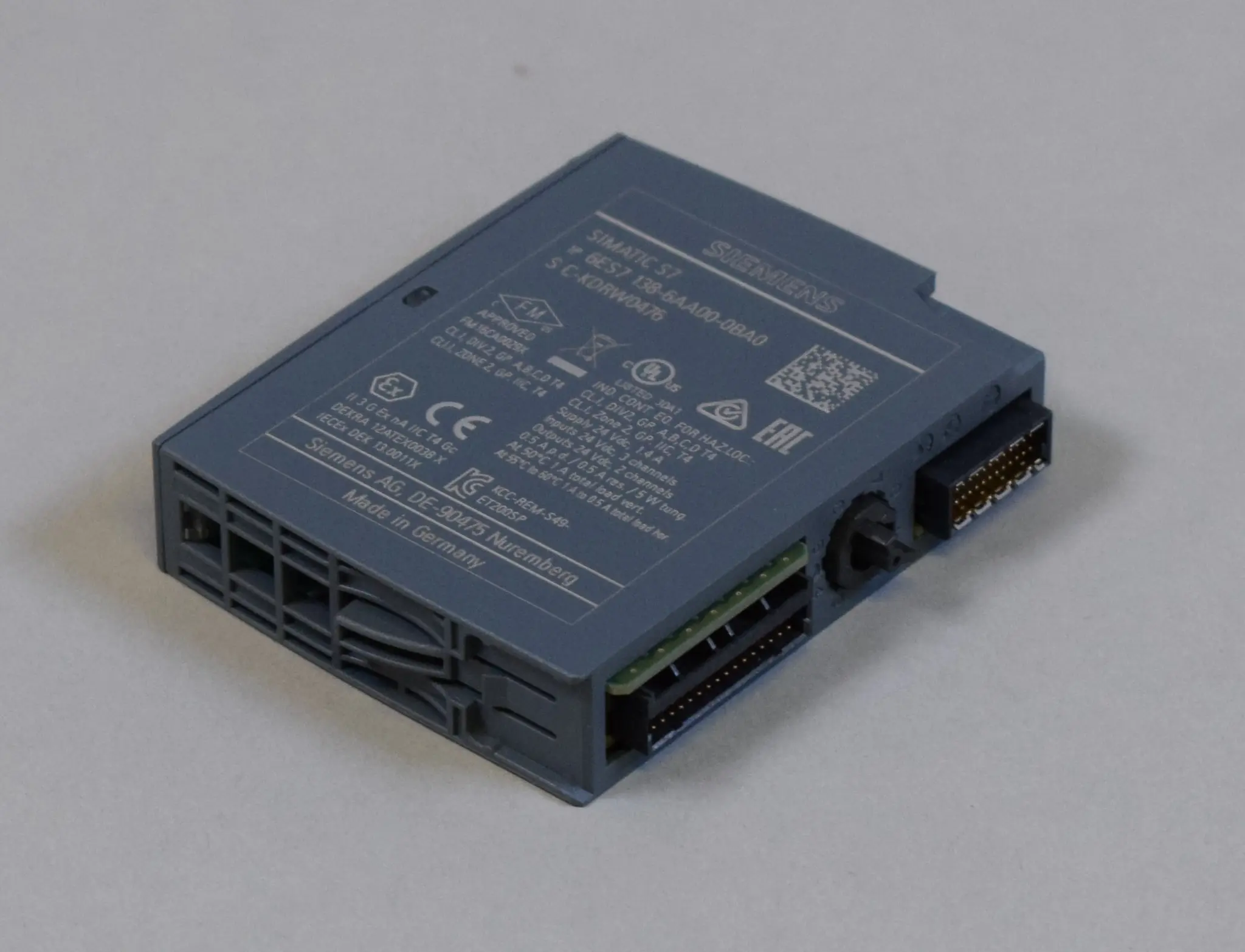 Produktfoto 1 von 6ES7138-6AA00-0BA0