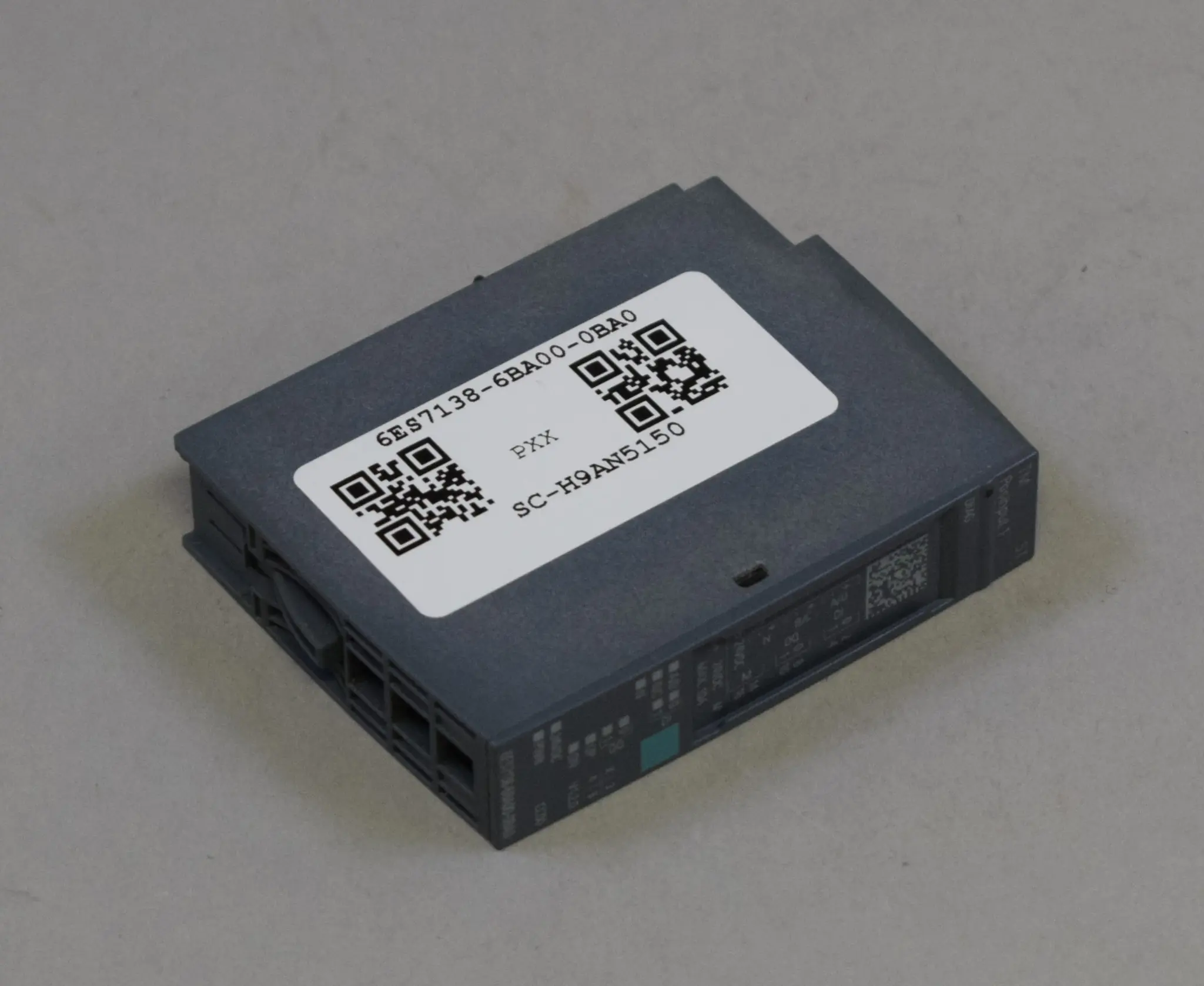 Produktfoto 1 von 6ES7138-6BA00-0BA0