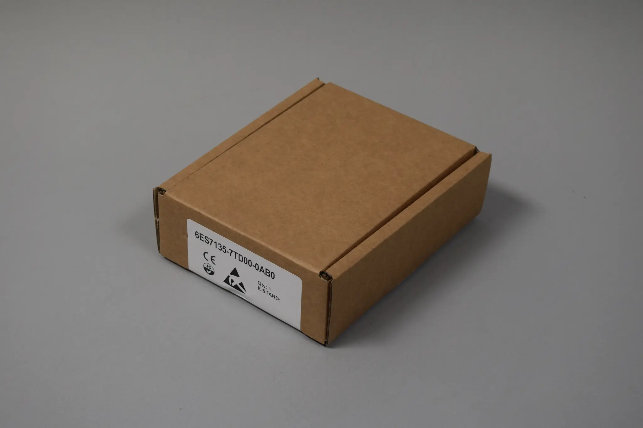 Produktfoto 1 von 6ES7135-7TD00-0AB0