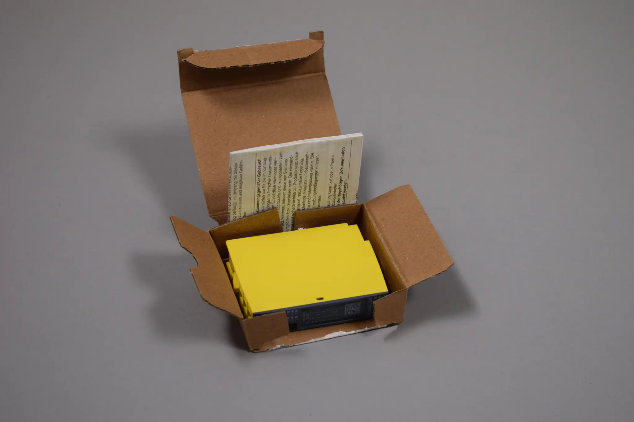 Produktfoto 1 von 6ES7136-6DB00-0CA0