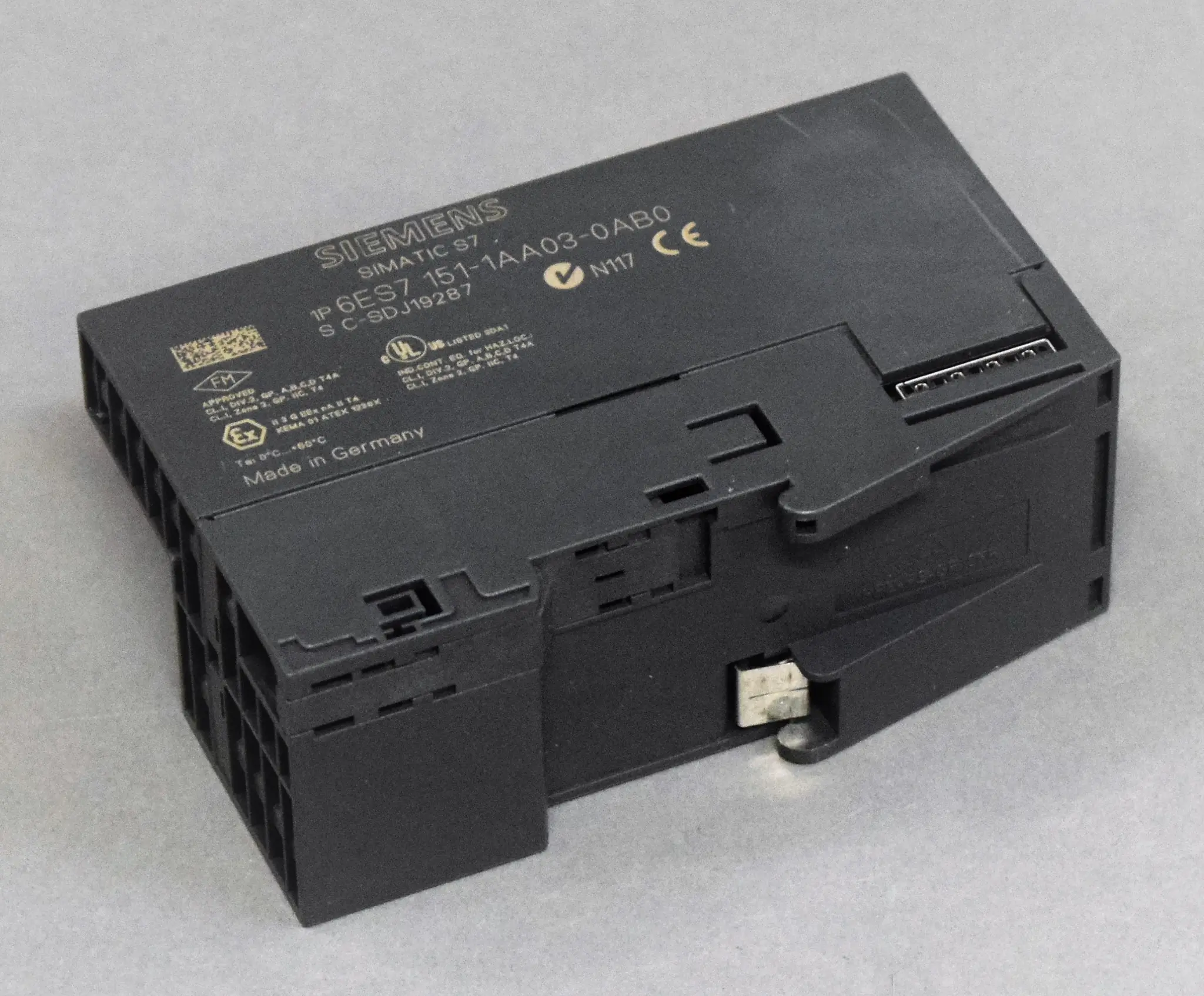 Produktfoto 1 von 6ES7151-1AA03-0AB0