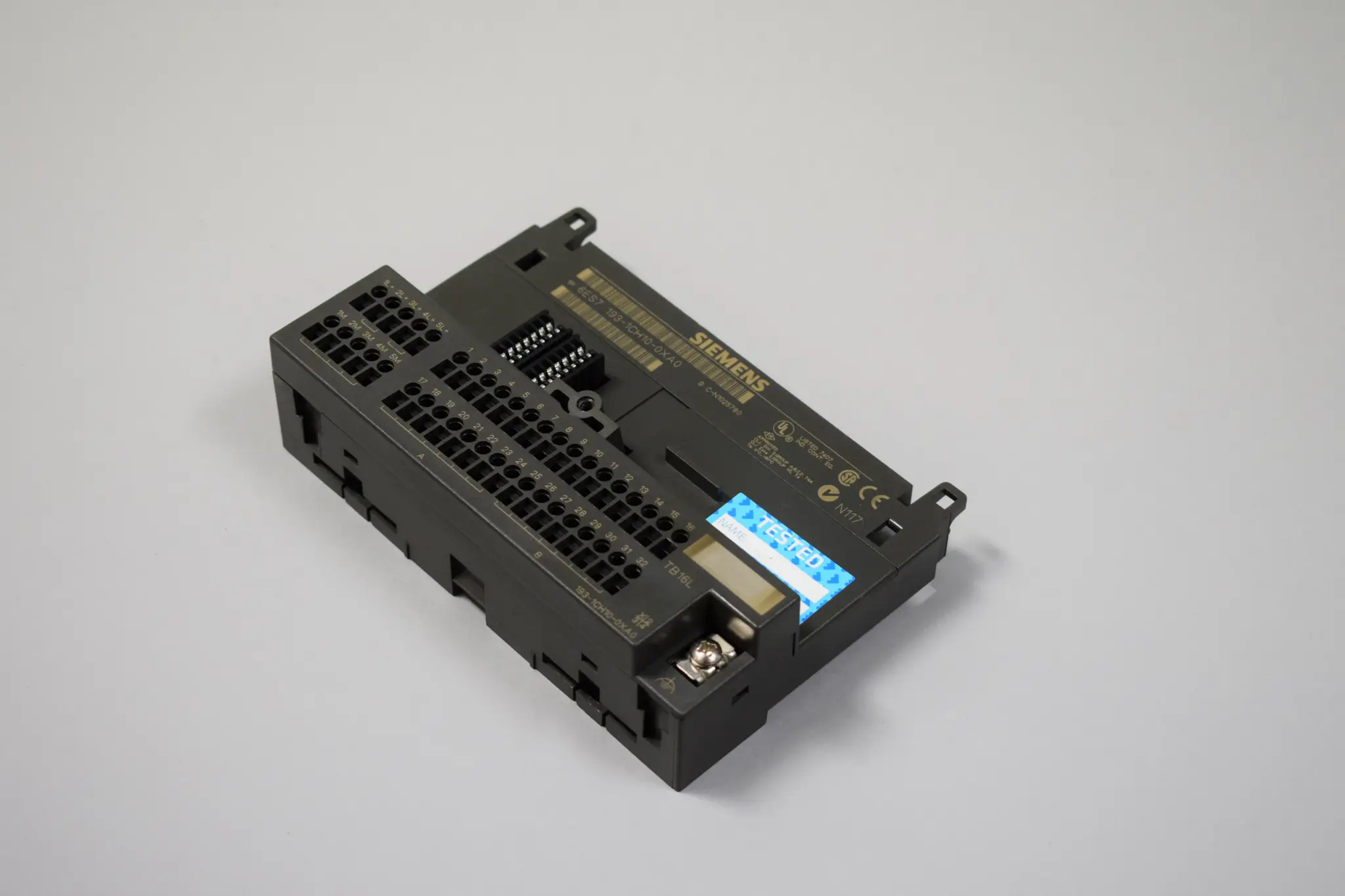 Produktfoto 1 von 6ES7193-1CH10-0XA0