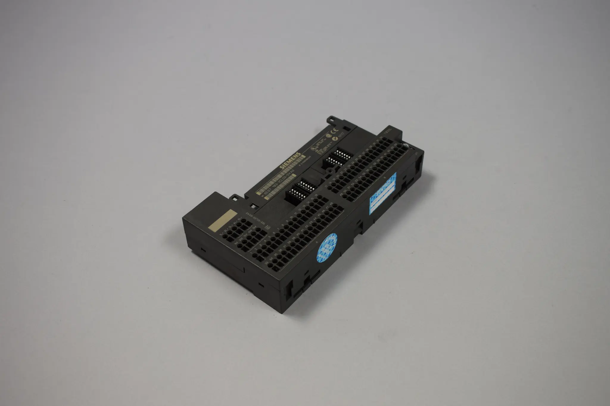 Produktfoto 1 von 6ES7193-1CL00-0XA0