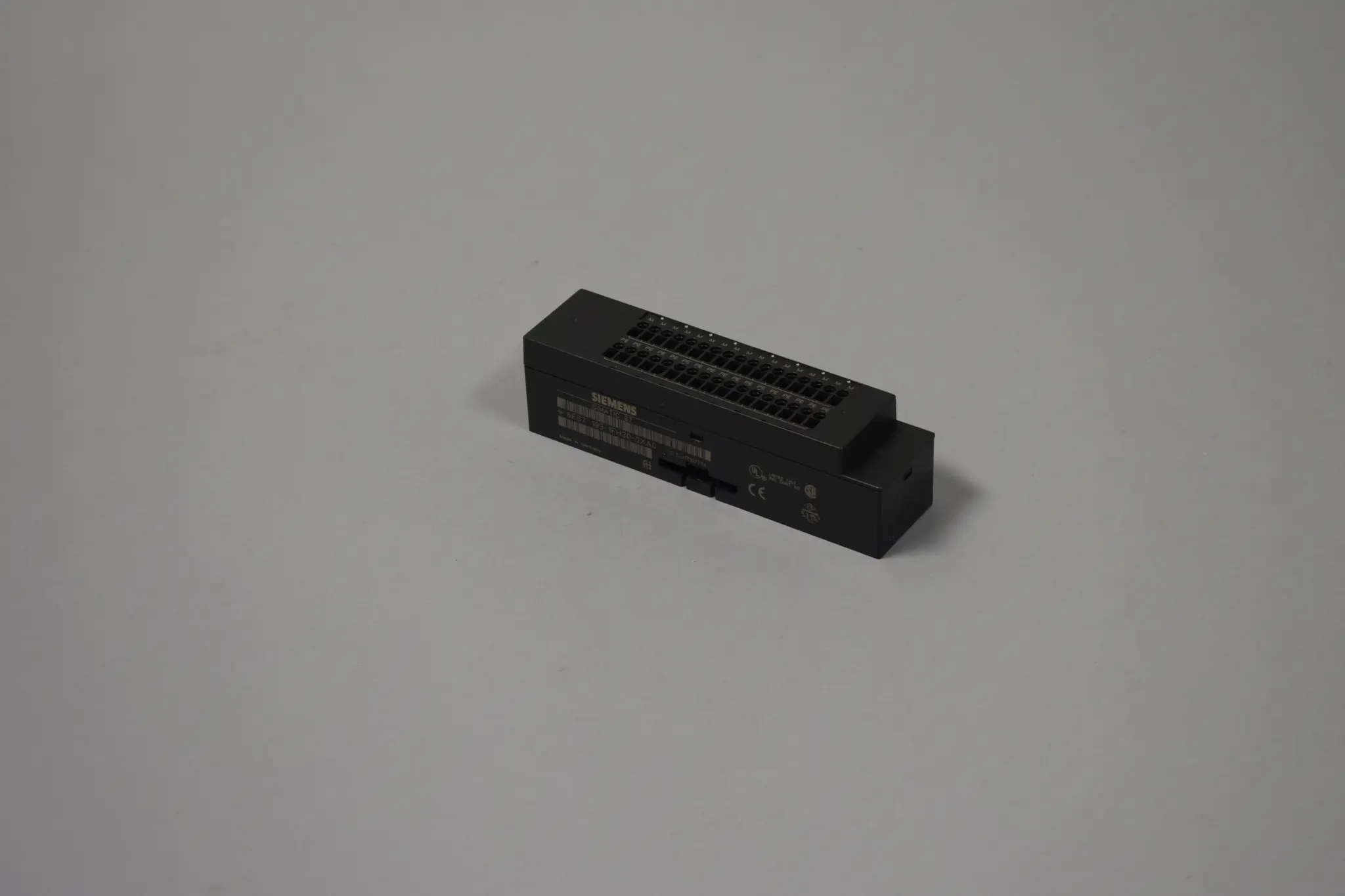 Produktfoto 1 von 6ES7193-1FH30-0XA0
