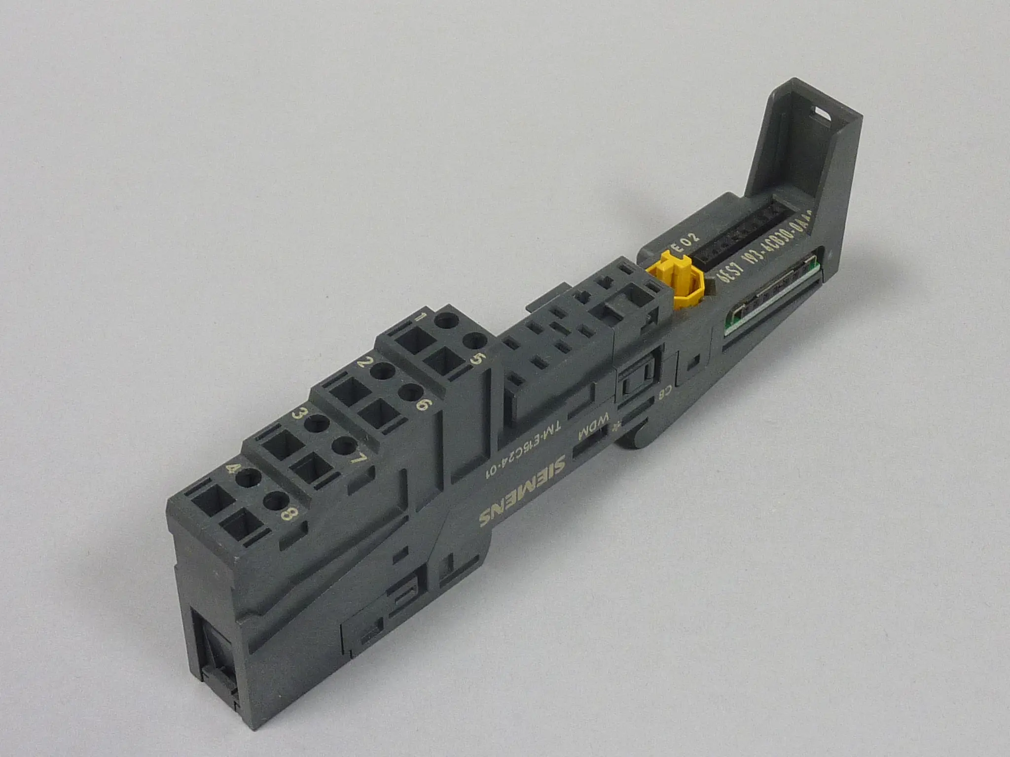 Produktfoto 1 von 6ES7193-4CB30-0AA0