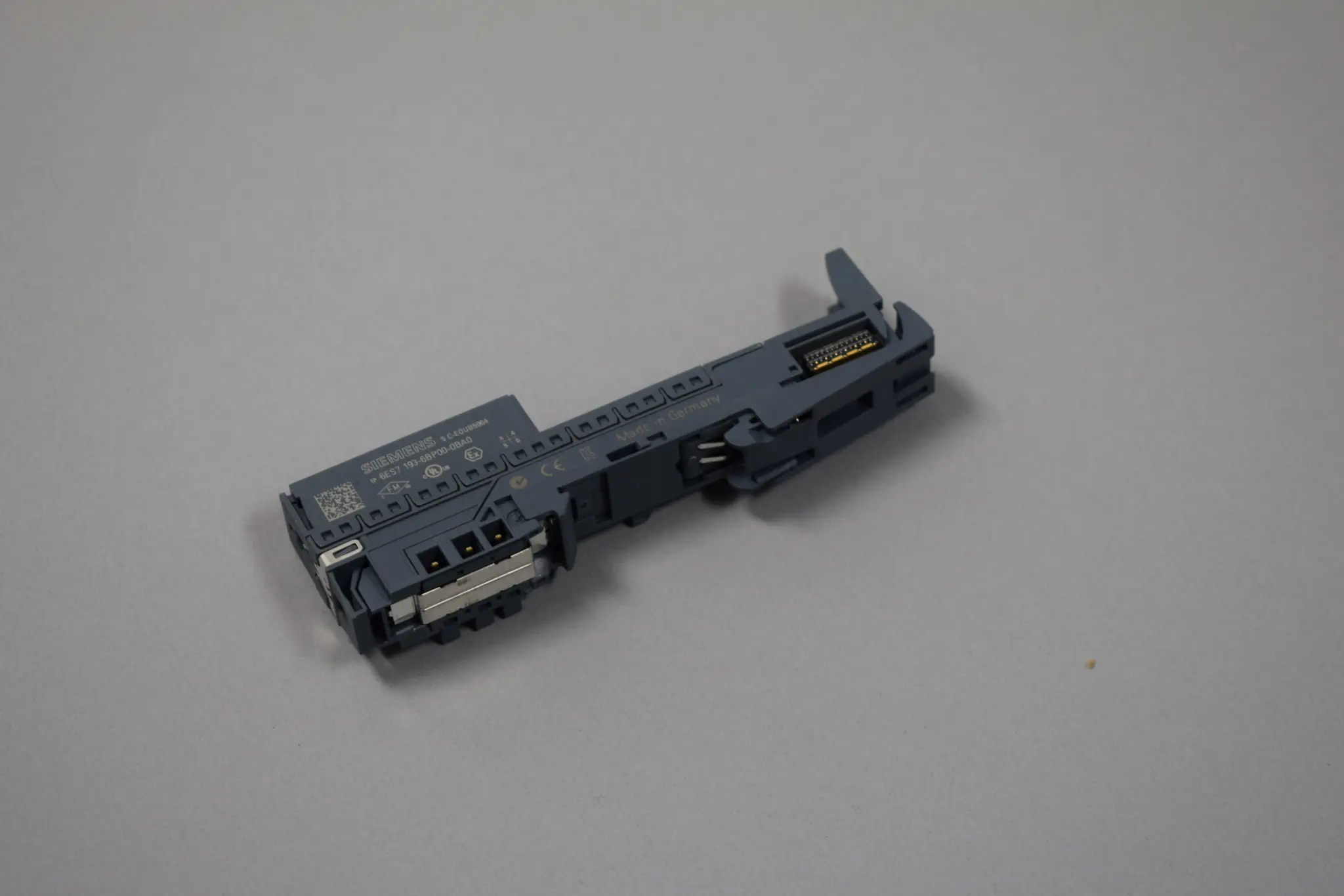 Produktfoto 1 von 6ES7193-6BP00-0BA0