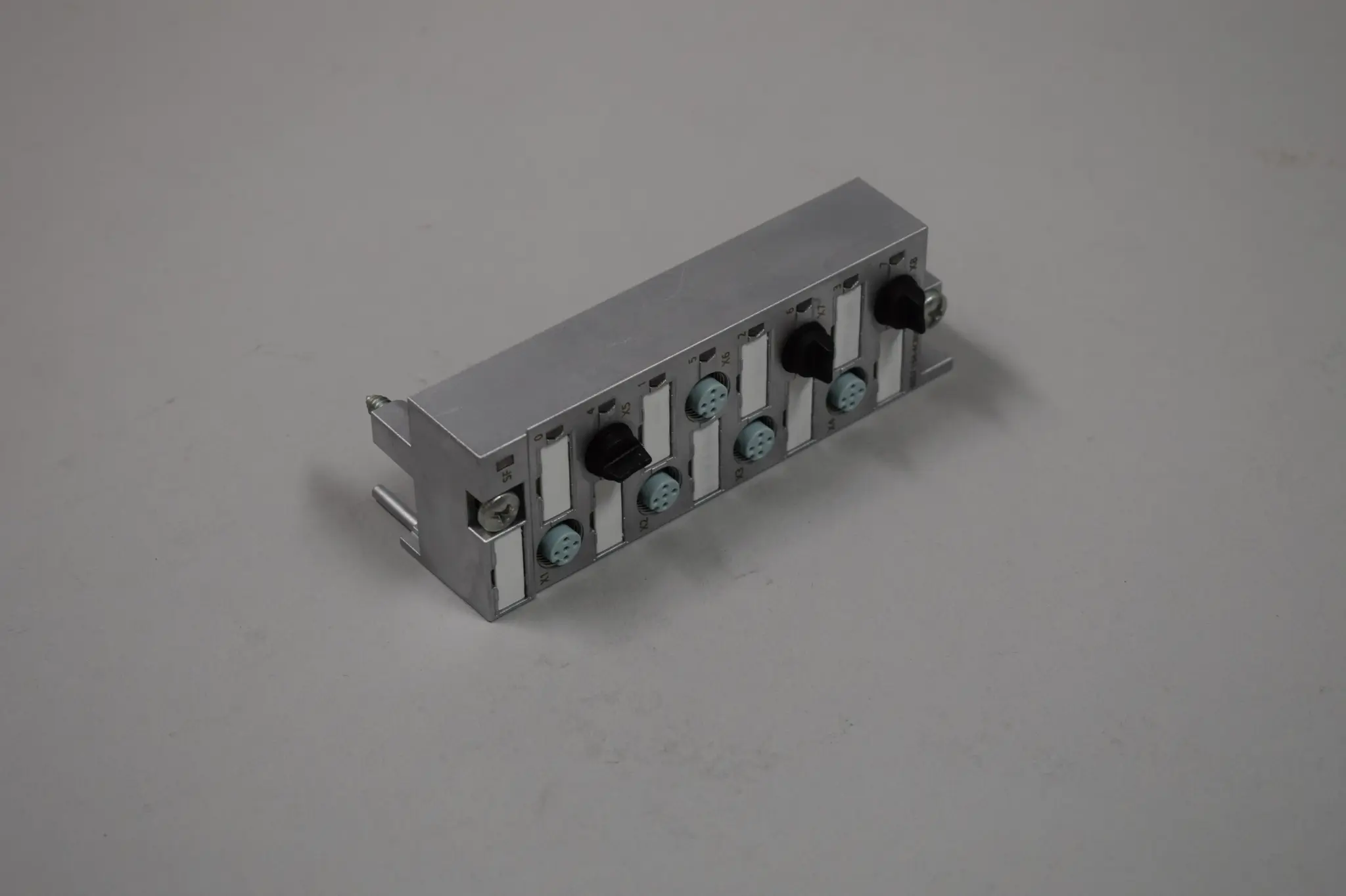 Produktfoto 1 von 6ES7194-4CB00-0AA0