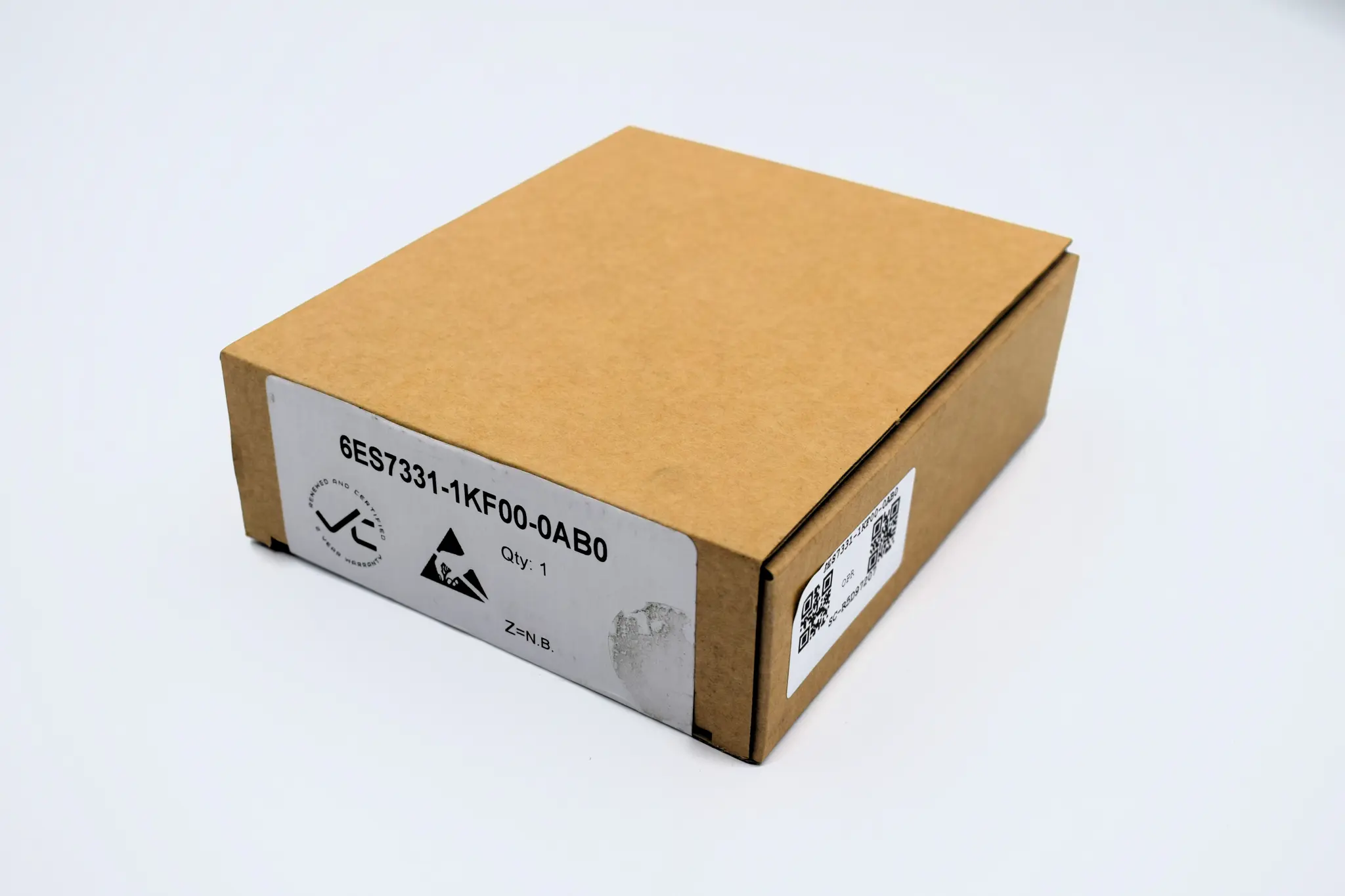 Produktfoto 1 von 6ES7331-1KF00-0AB0