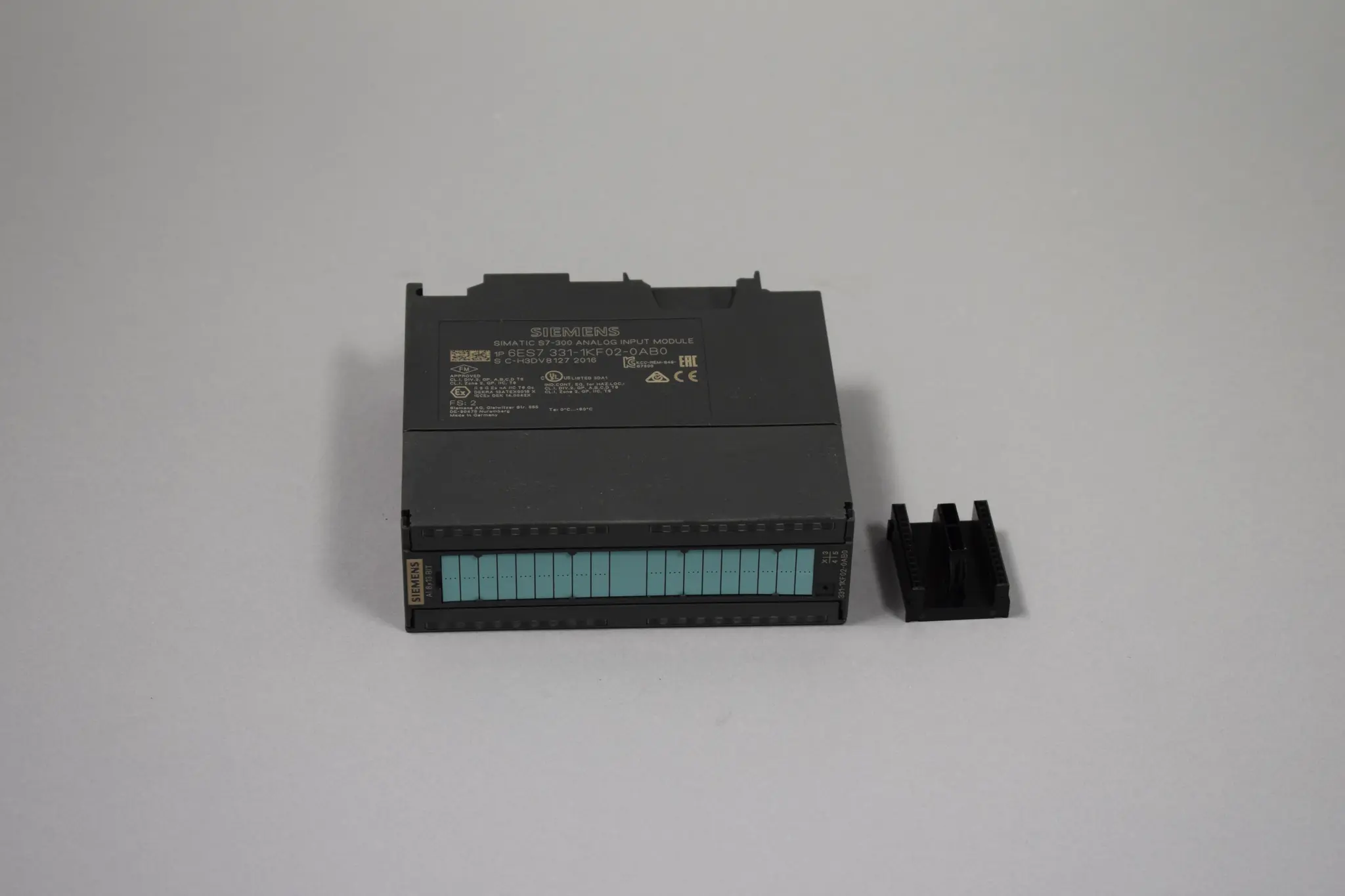 Produktfoto 1 von 6ES7331-1KF02-0AB0