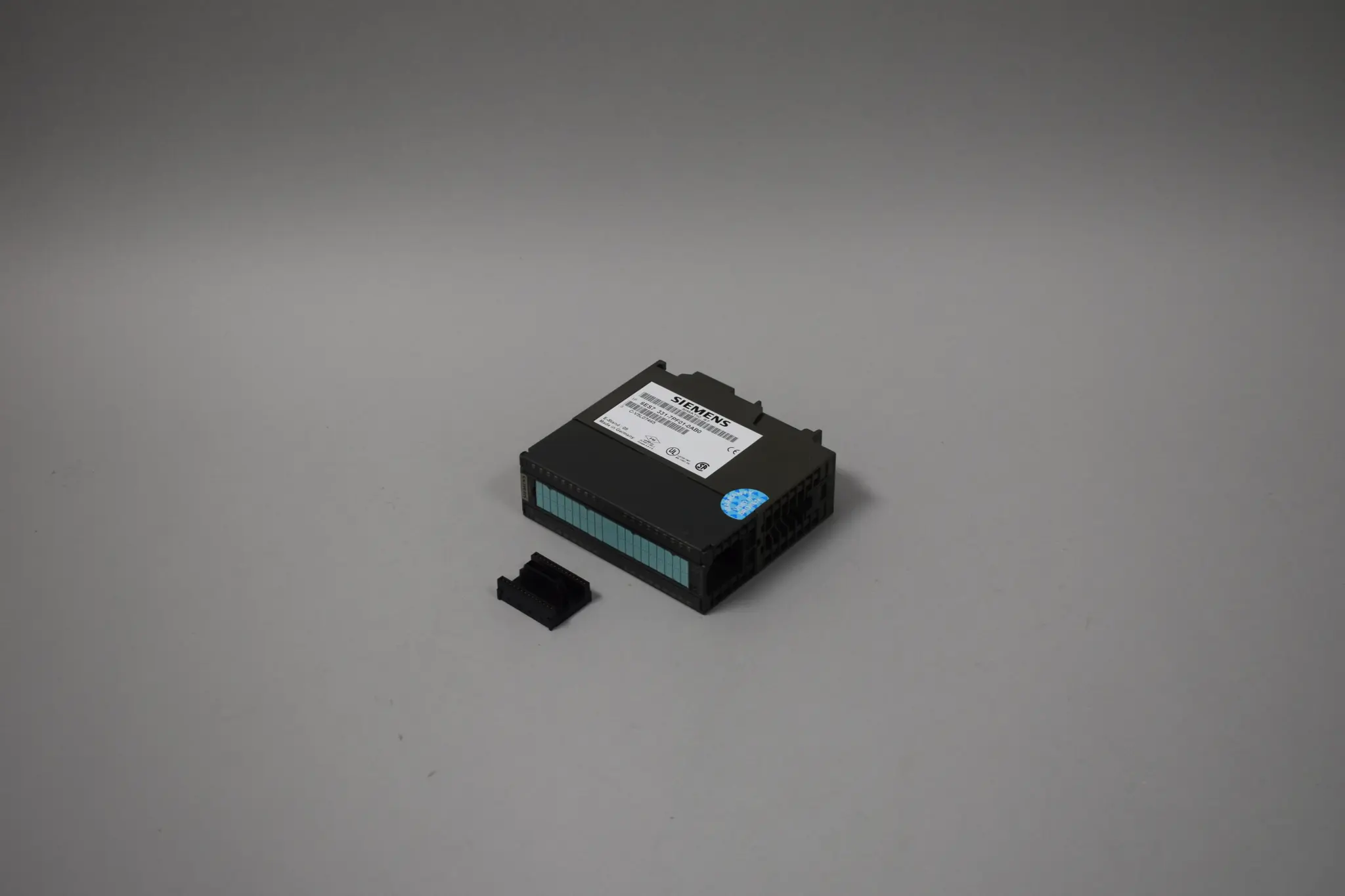 Produktfoto 1 von 6ES7331-7PF01-0AB0