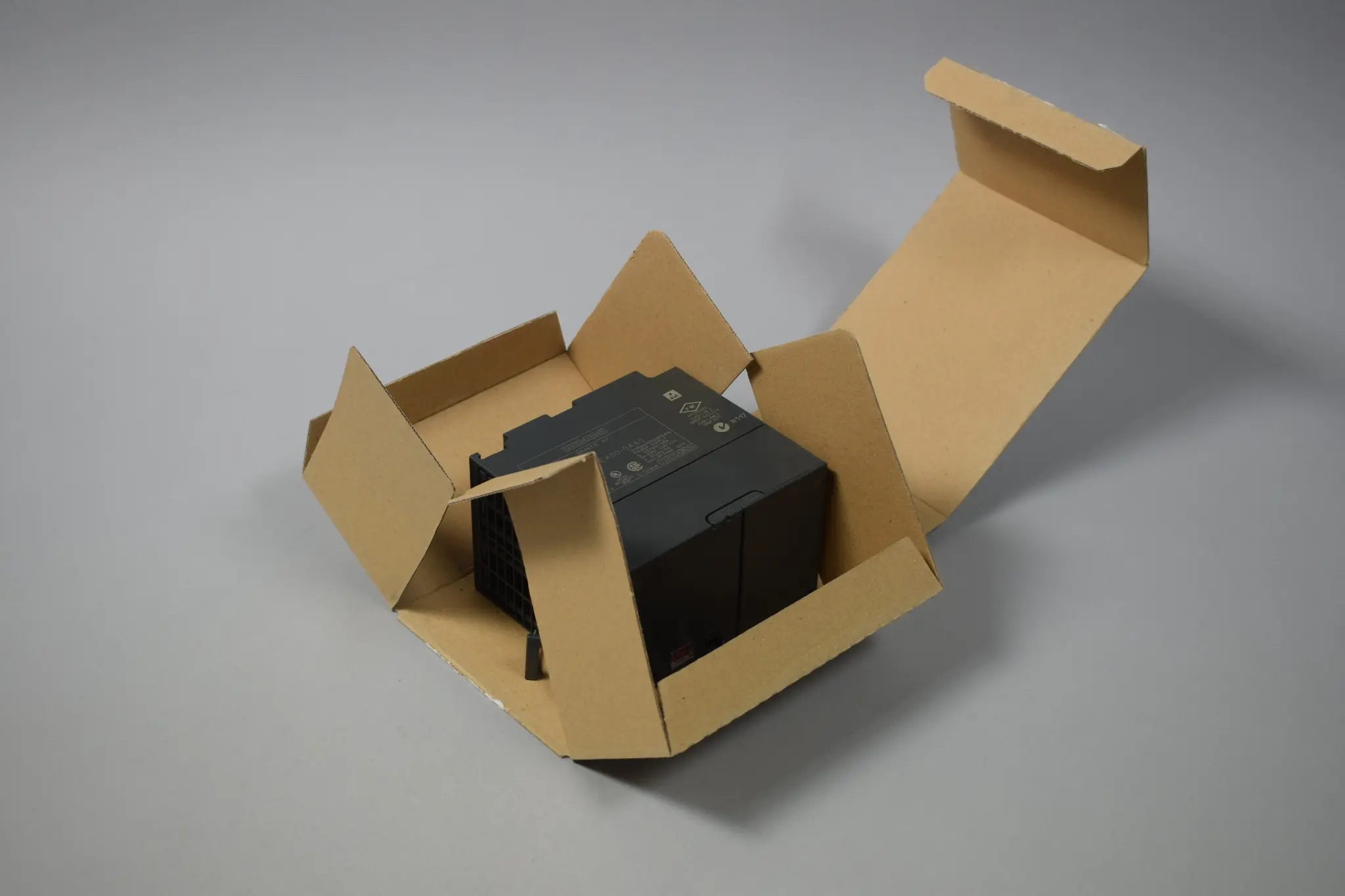 Produktfoto 1 von 6ES7307-1EA00-0AA0