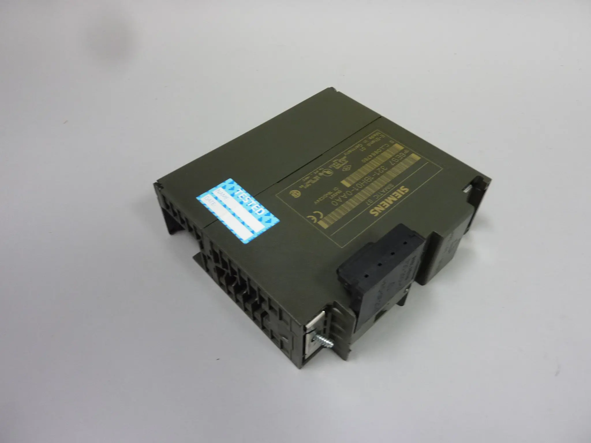 Produktfoto 1 von 6ES7321-1BH01-0AA0