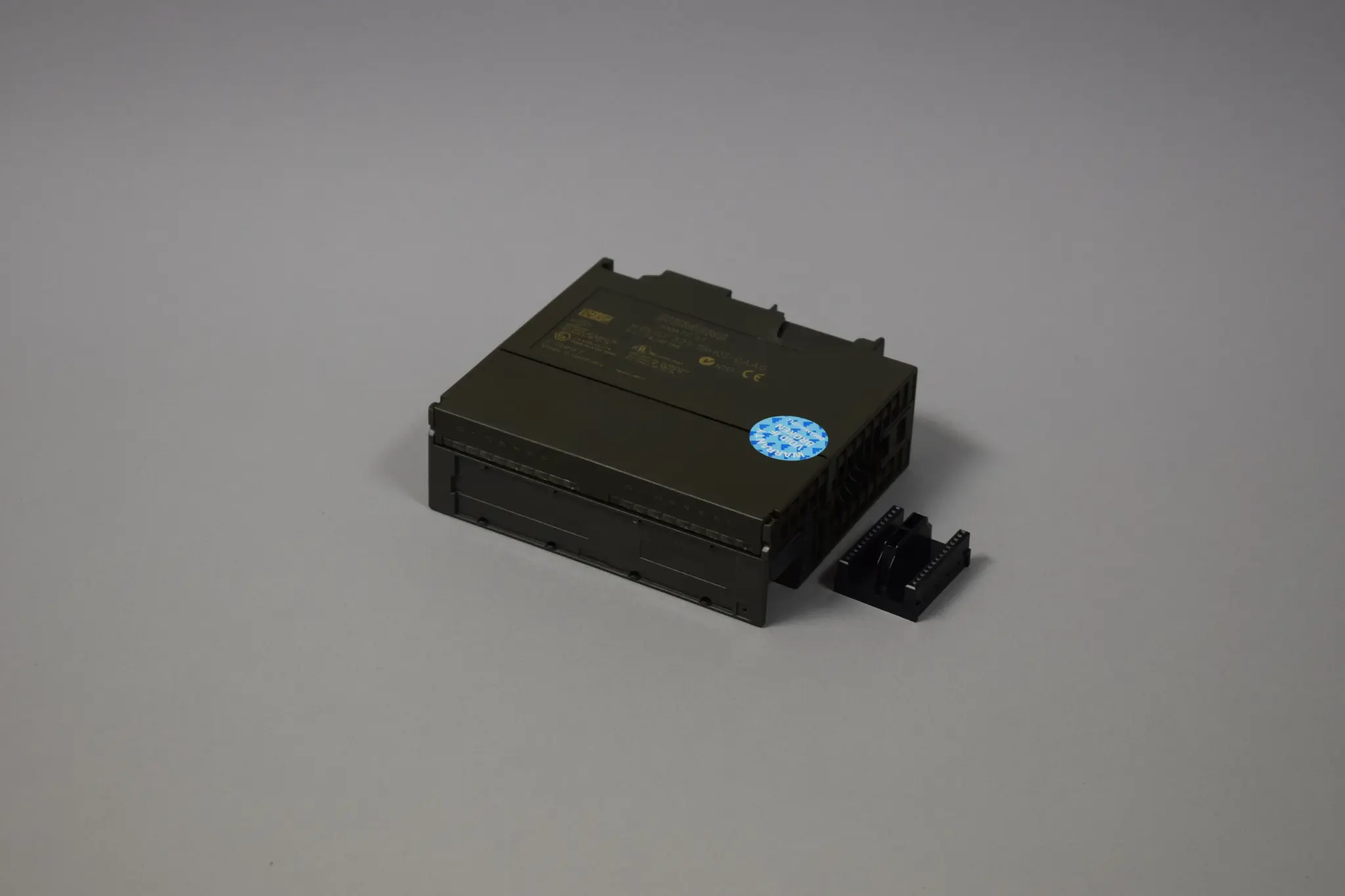 Produktfoto 1 von 6ES7321-1BH02-0AA0